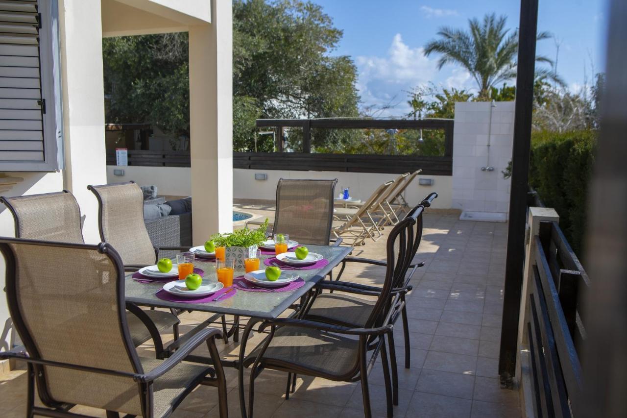 Villa Mesogeios 39 Paralimni Exterior photo
